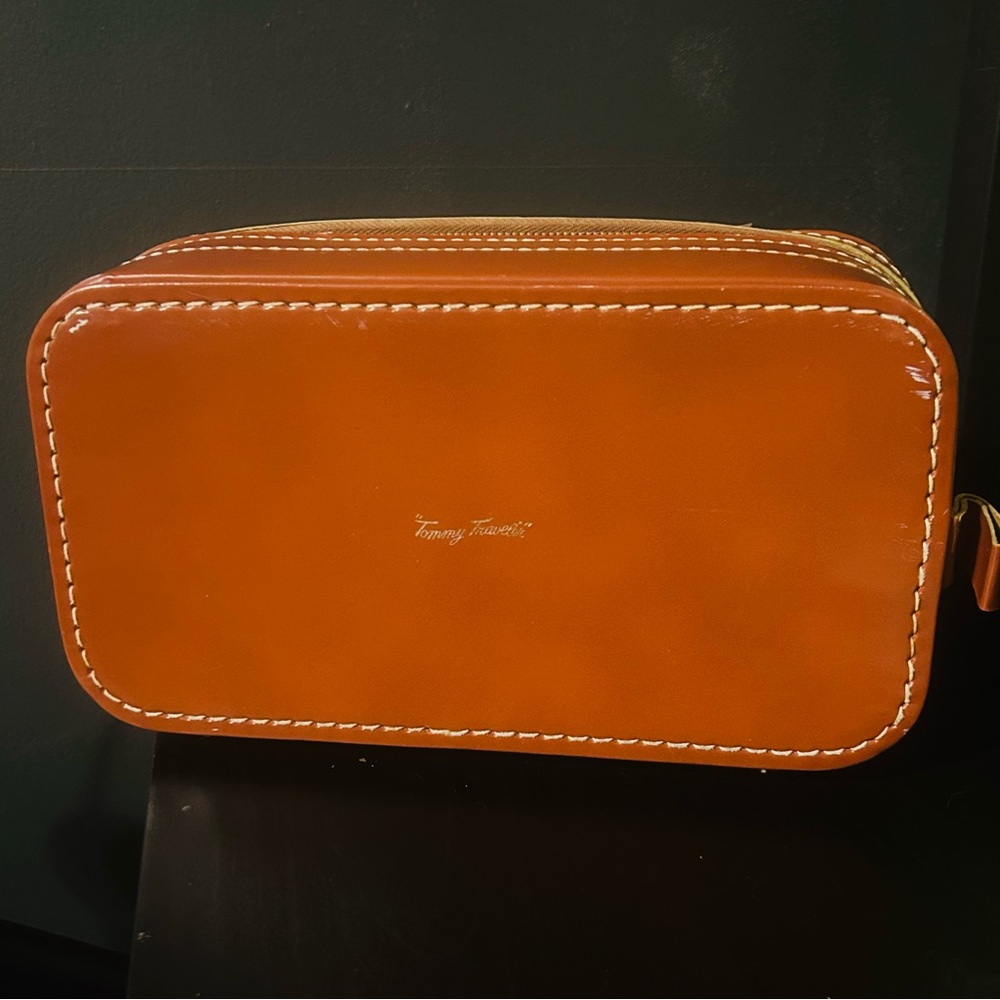 Vintage Midcentury Men’s Brown Shaving Bag w/ Toiletries Holder Toothbrush Case